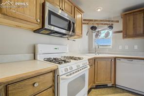 4536 Gray Fox Heights