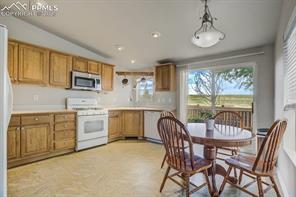 4536 Gray Fox Heights