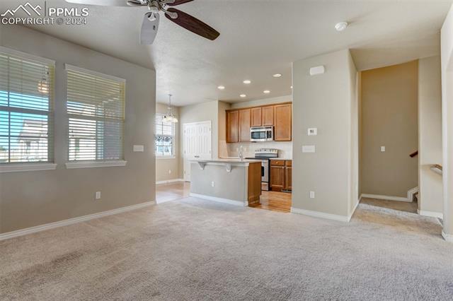 3323 Gladstone Creek Point