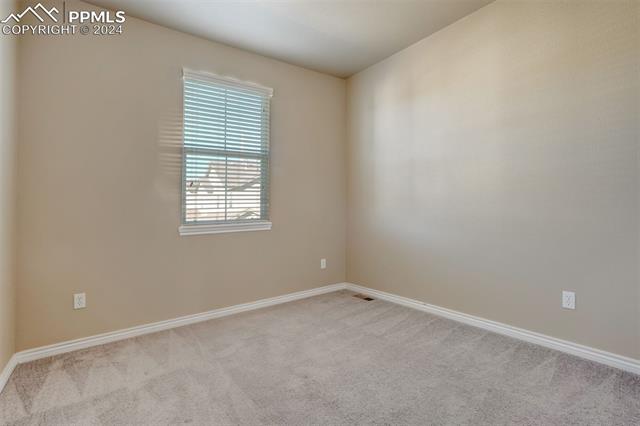 3323 Gladstone Creek Point