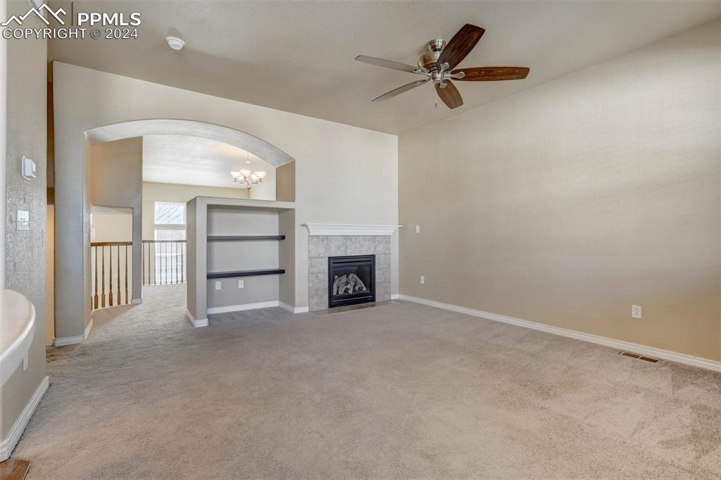 3323 Gladstone Creek Point
