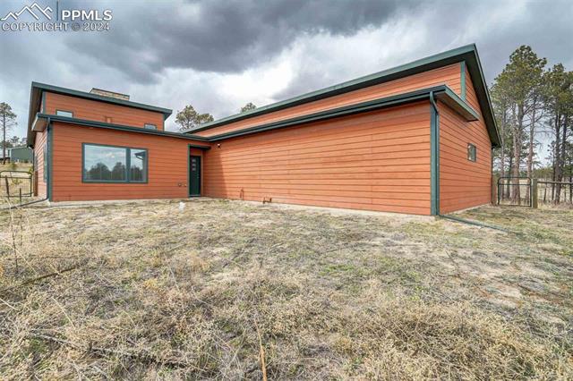 12725 Porcupine Lane