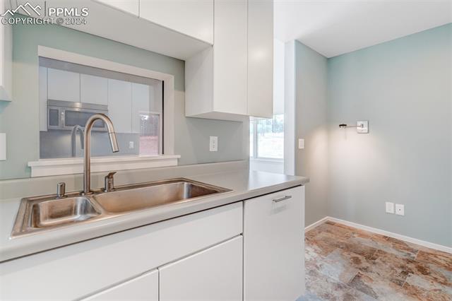 12725 Porcupine Lane