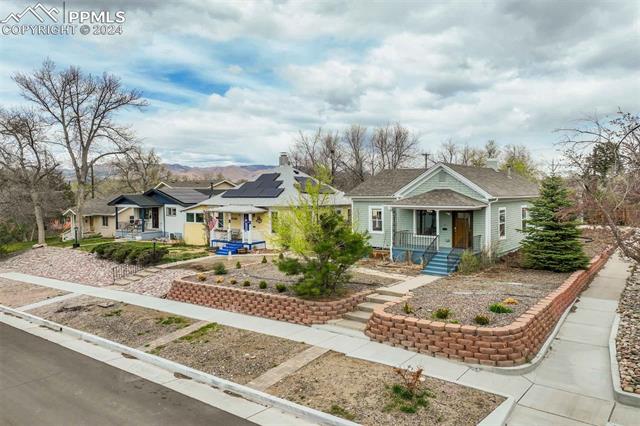 926 E San Miguel Street