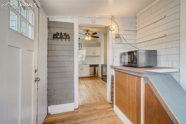 926 E San Miguel Street