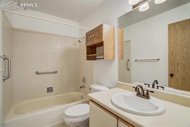 1559 Sausalito Drive