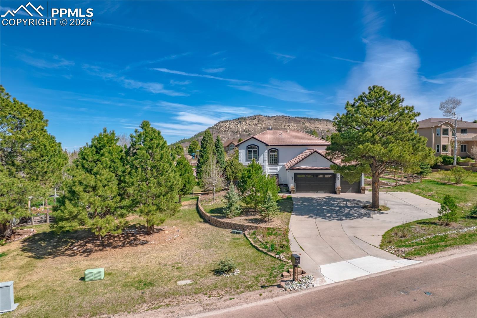 1520 Old Antlers Way