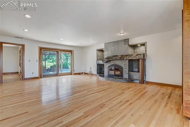 3572 White Bear Point