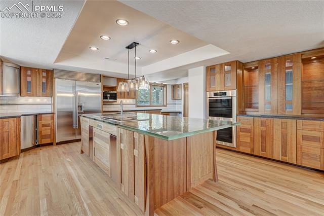 3572 White Bear Point