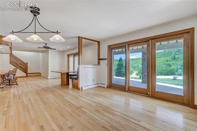 3572 White Bear Point