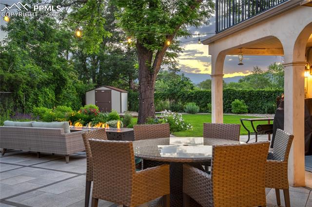 1932 El Parque Street