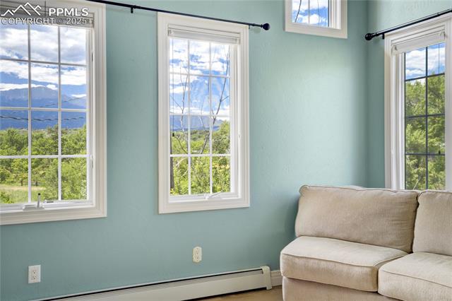 1932 El Parque Street