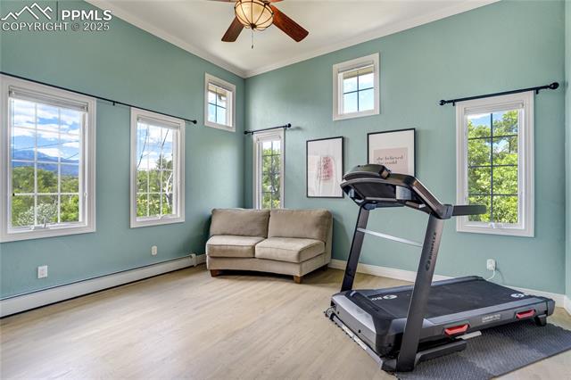 1932 El Parque Street