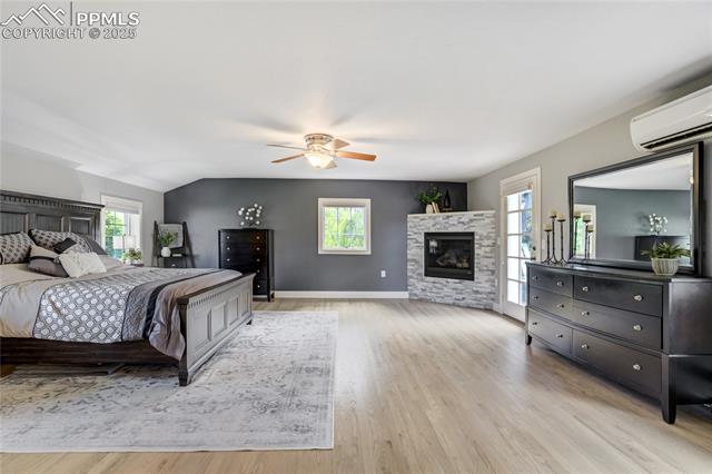 1932 El Parque Street