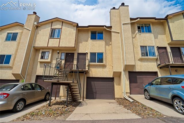 1439 Territory Trail