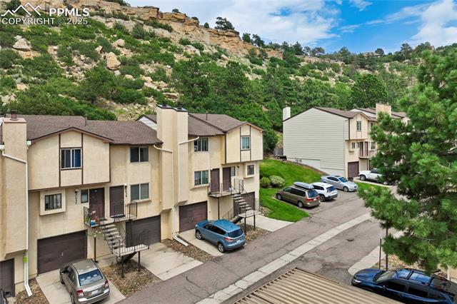 1439 Territory Trail