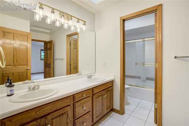 15635 Kingswood Drive