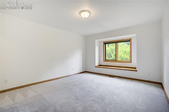 15635 Kingswood Drive