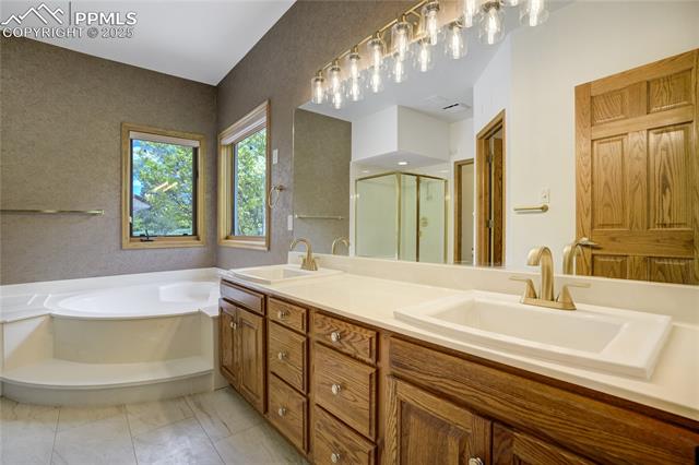 15635 Kingswood Drive