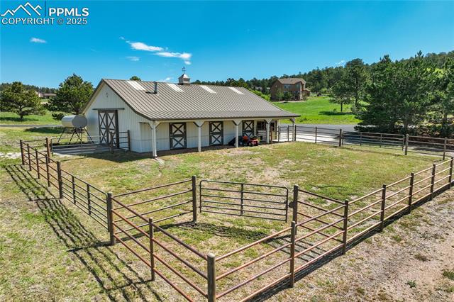 15635 Kingswood Drive