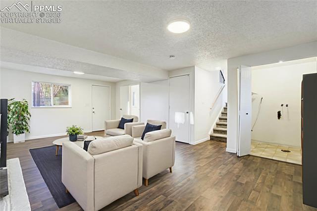 7240 Sullivan Circle