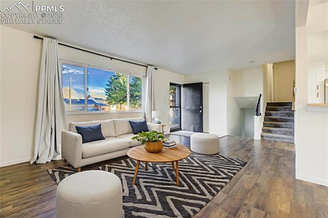 7240 Sullivan Circle