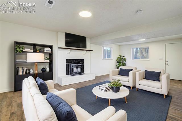 7240 Sullivan Circle