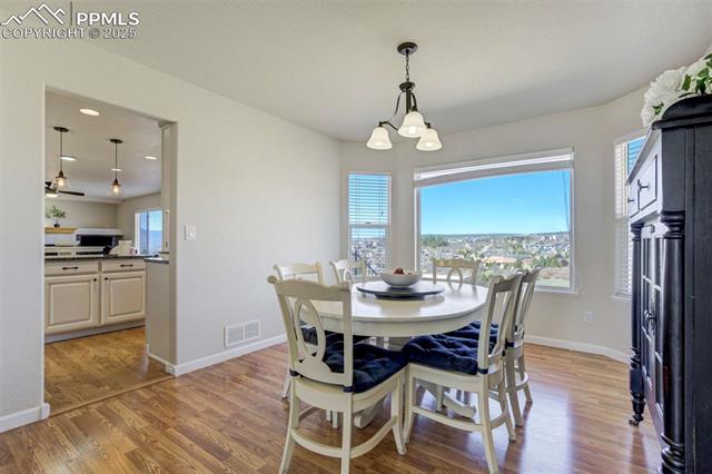 1944 Queens Canyon Court