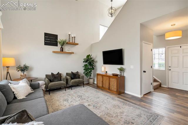 4149 Knollvale Drive