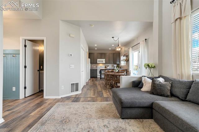 4149 Knollvale Drive