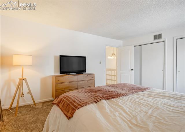 448 W Rockrimmon Boulevard E