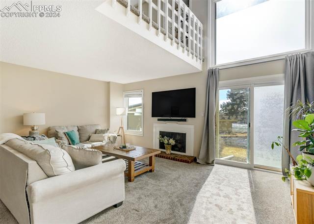 448 W Rockrimmon Boulevard E