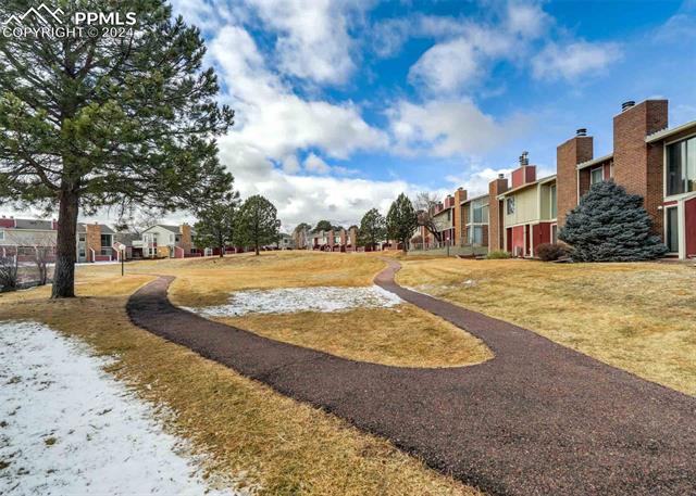 448 W Rockrimmon Boulevard E