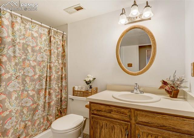 448 W Rockrimmon Boulevard E