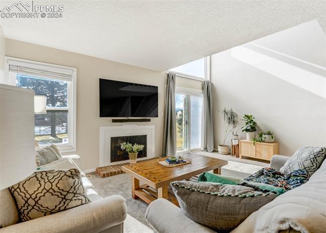 448 W Rockrimmon Boulevard E