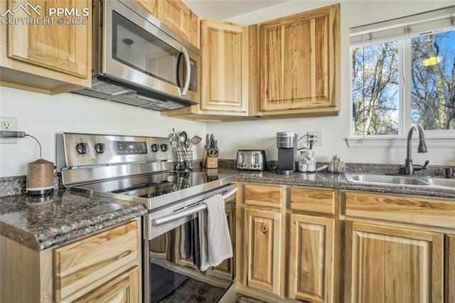 1633 N Chestnut Street