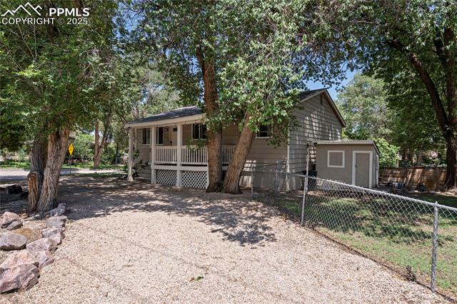 1633 N Chestnut Street