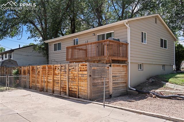 1633 N Chestnut Street