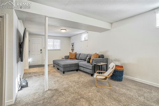 1633 N Chestnut Street