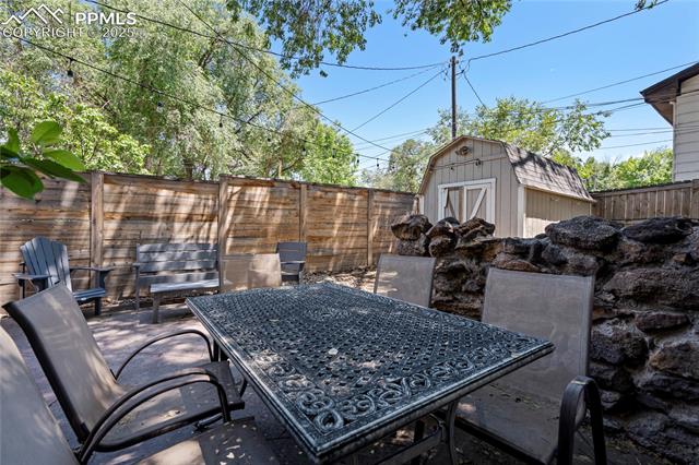 1633 N Chestnut Street