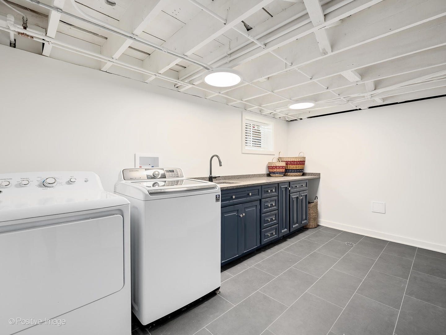 117 W Hickory Street