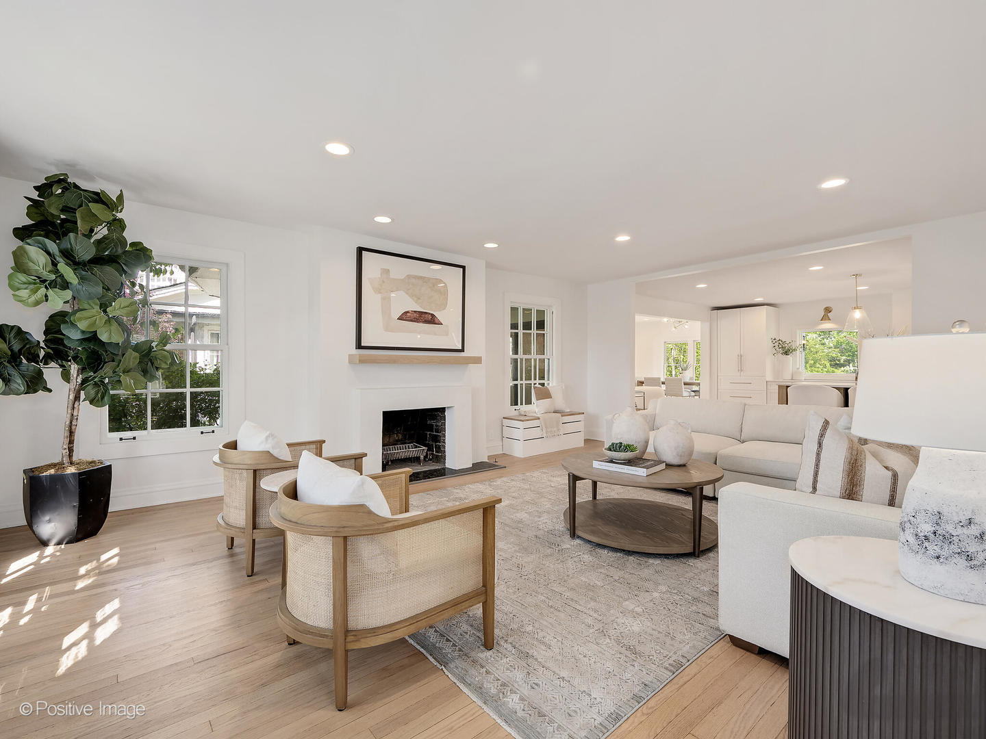 117 W Hickory Street