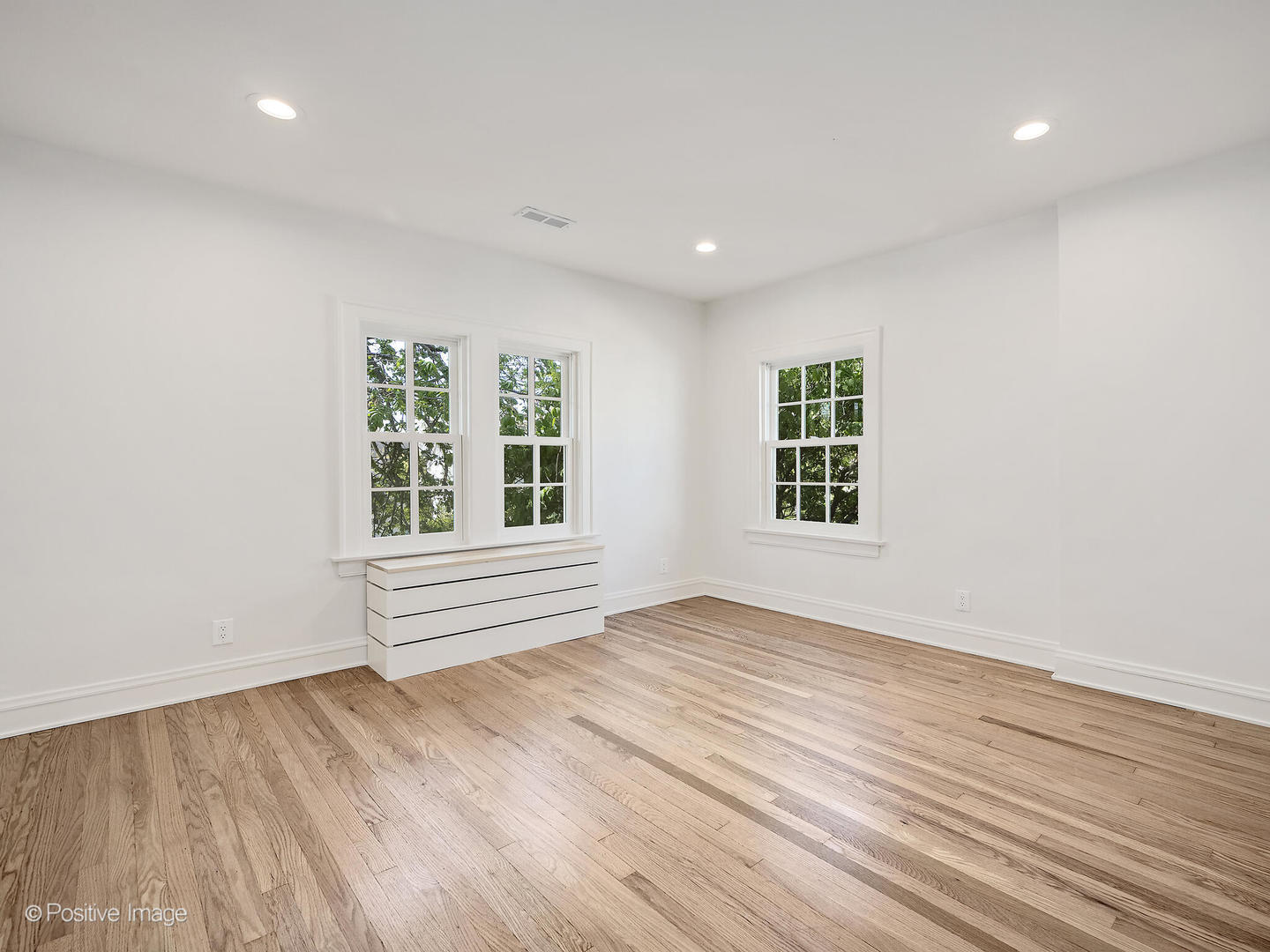 117 W Hickory Street