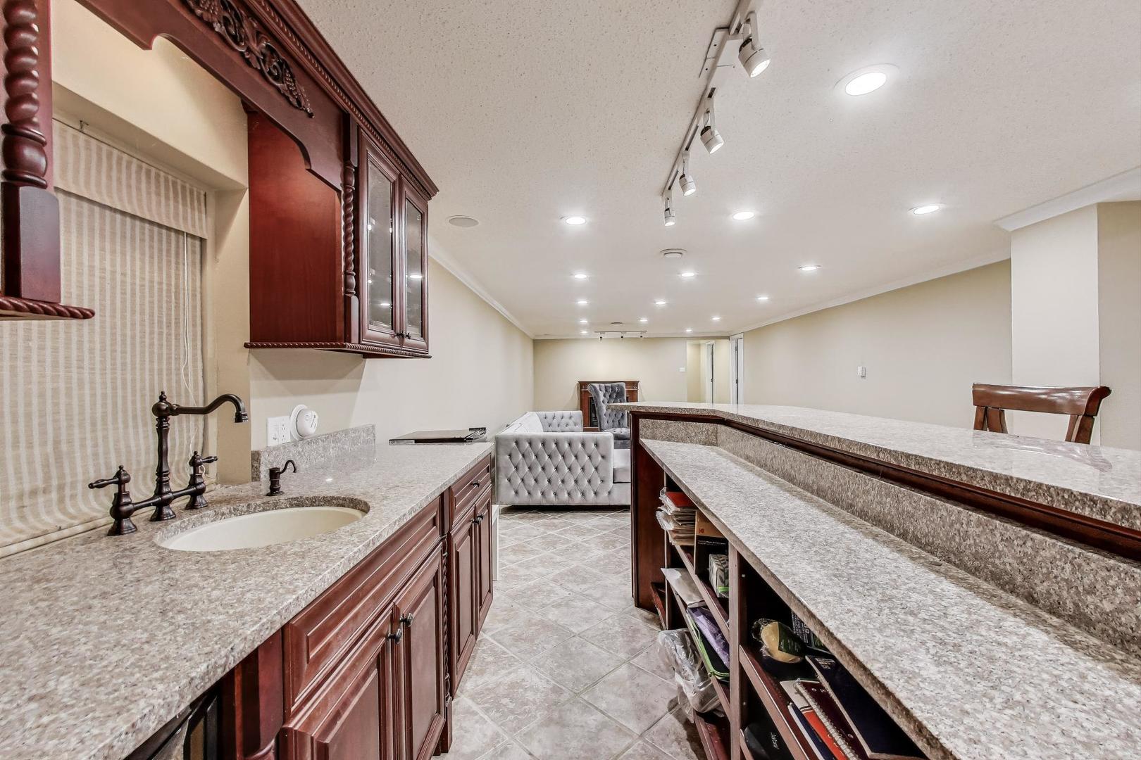 107 W 59th Street