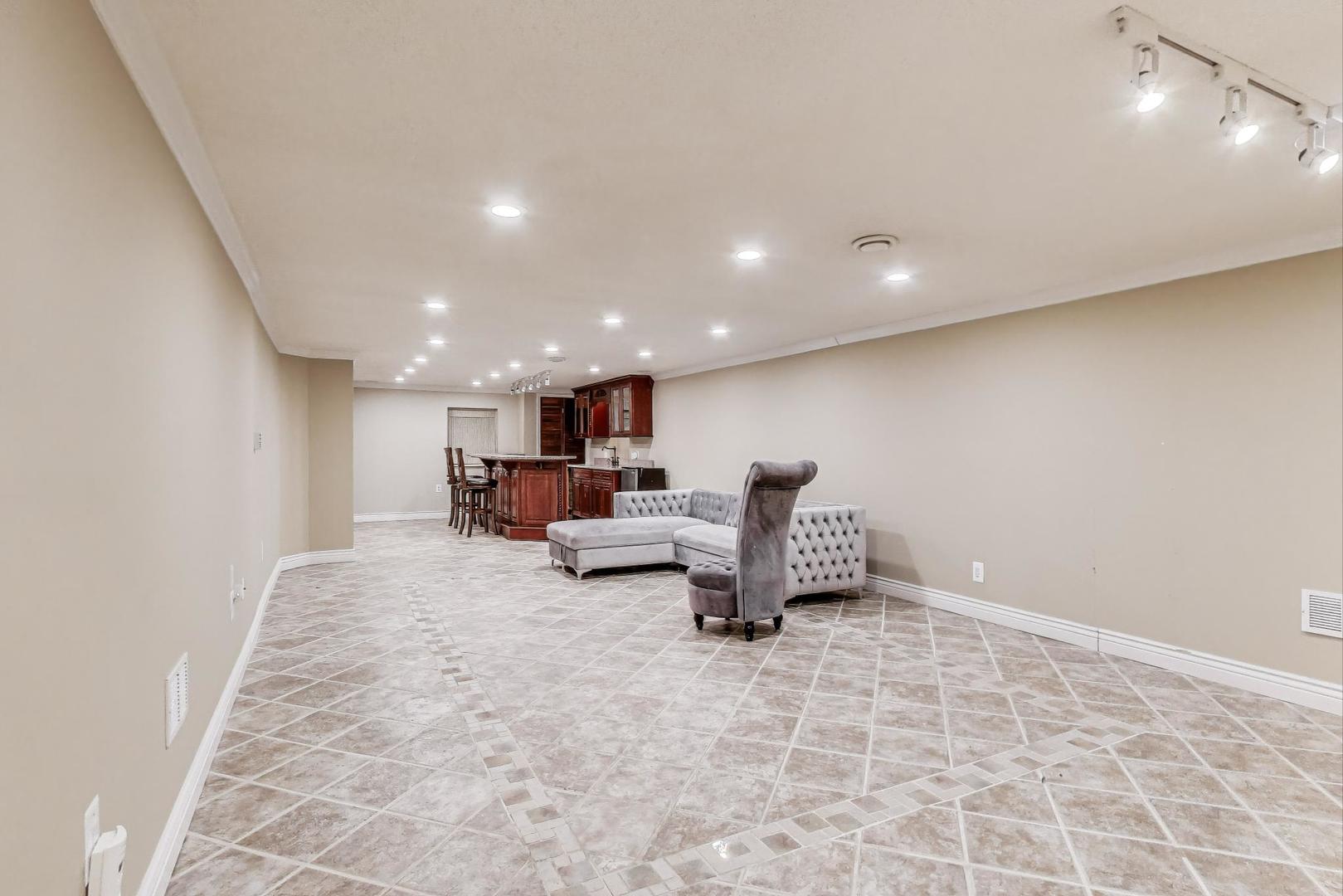107 W 59th Street