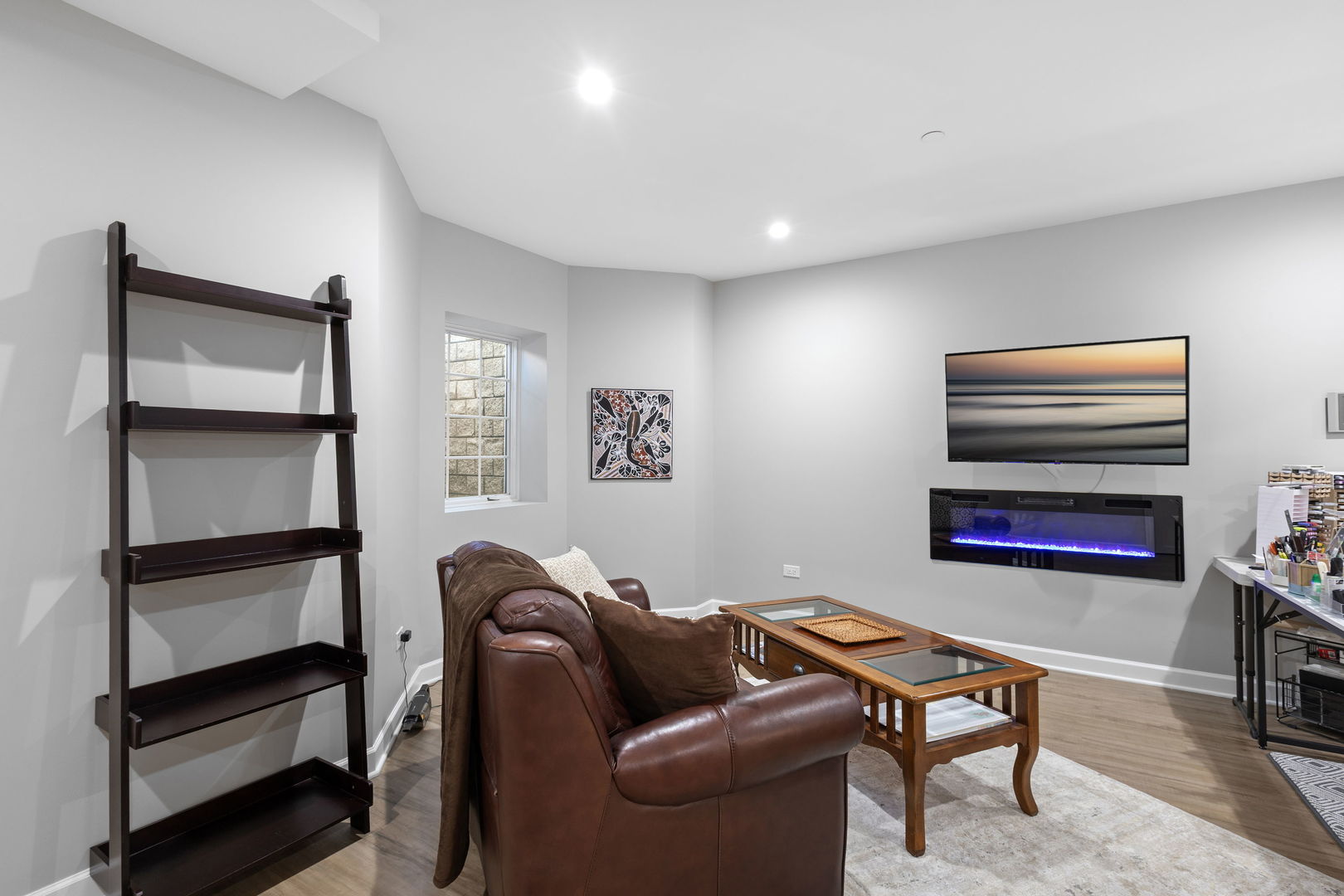 1205 CHARLESTON Court Unit: 1205