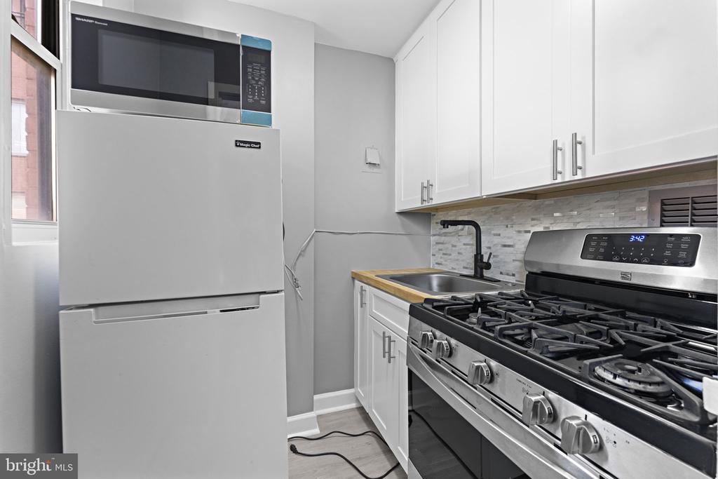 1111 ARLINGTON BOULEVARD 822