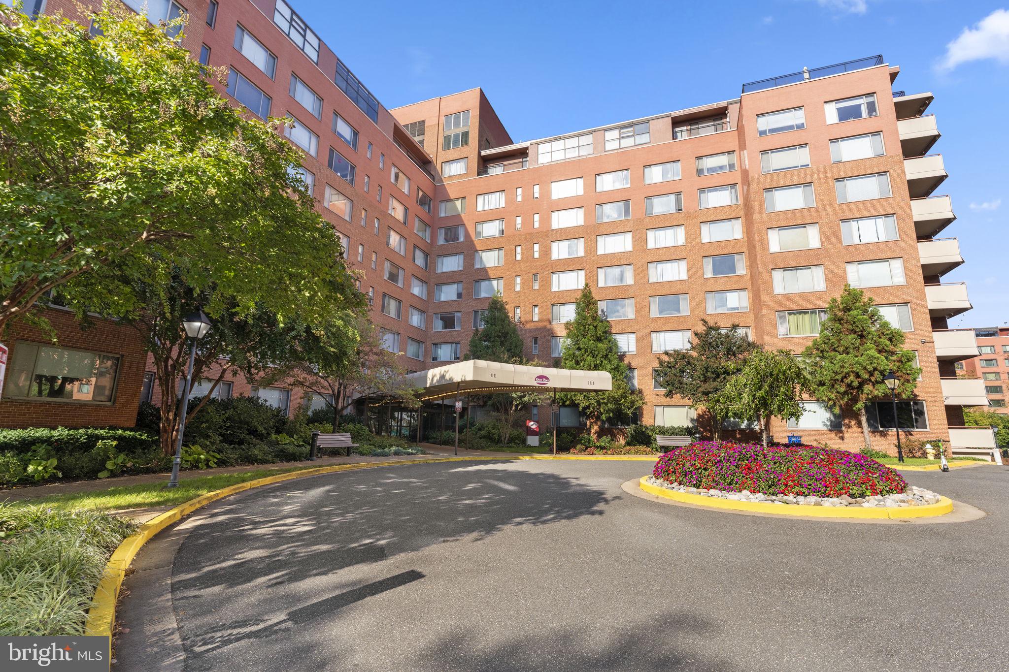 1111 ARLINGTON BOULEVARD 822