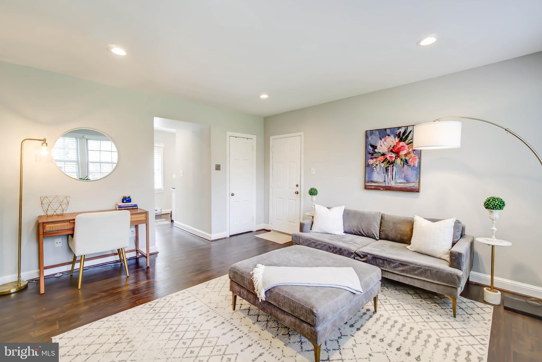 1804 W ABINGDON DRIVE 101