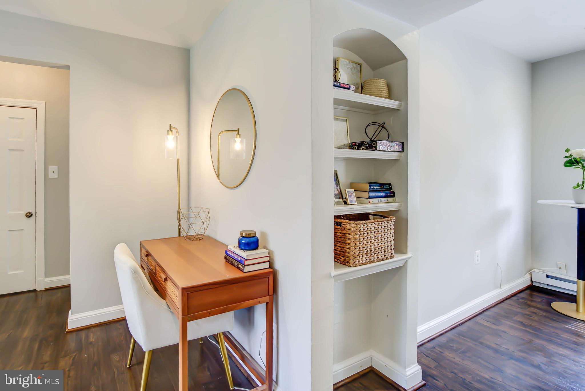 1804 W ABINGDON DRIVE 101